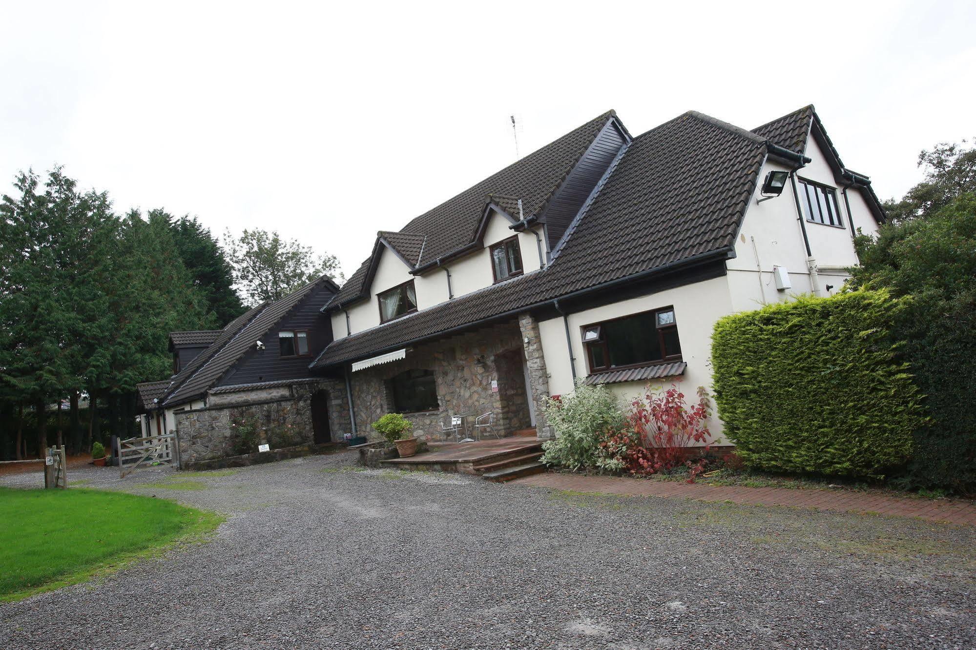 Ewenny Farm Guest House Bridgend  Exterior foto